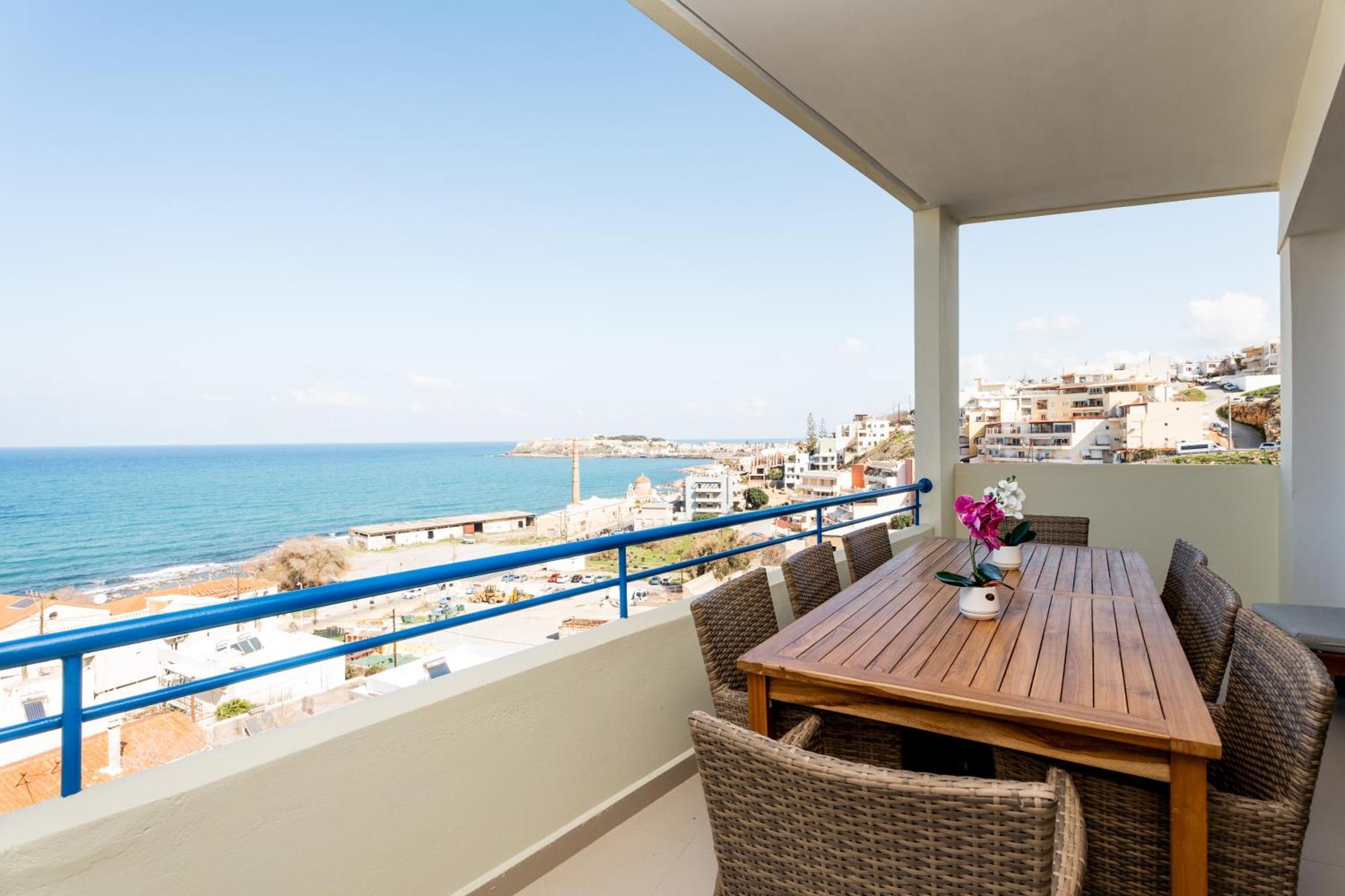Secret View Apartment, With Private Jacuzzi Ретимно Экстерьер фото